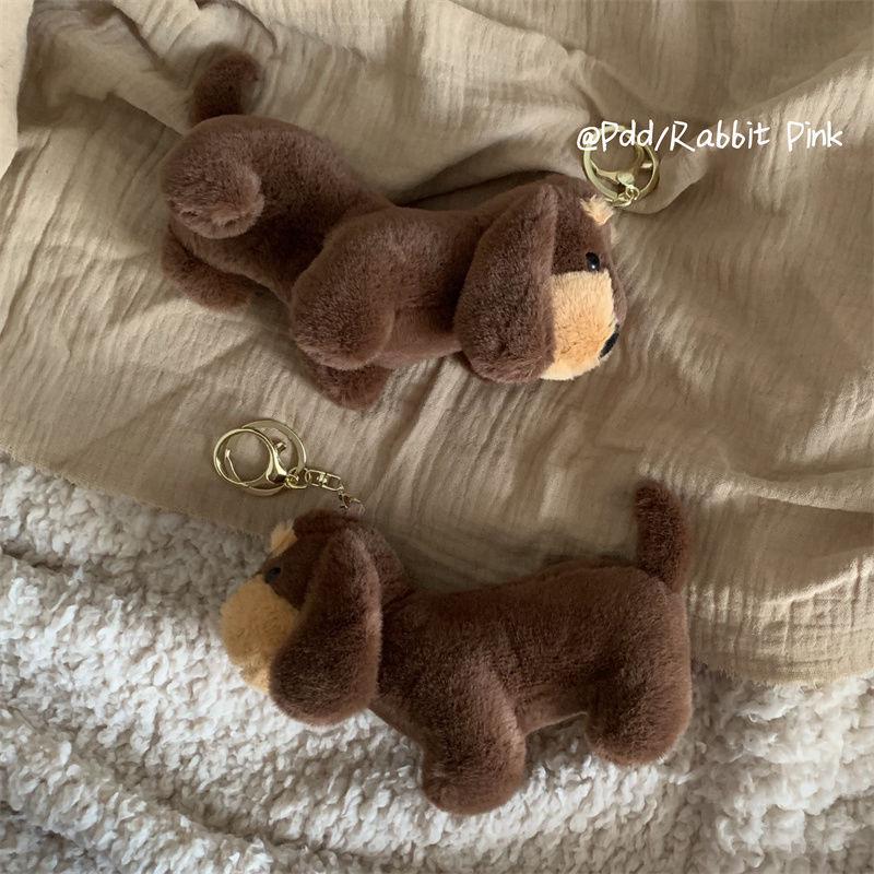 Adorable Dachshund Plush Doll Keychain – Cute Pendant for Bags and Gifts
