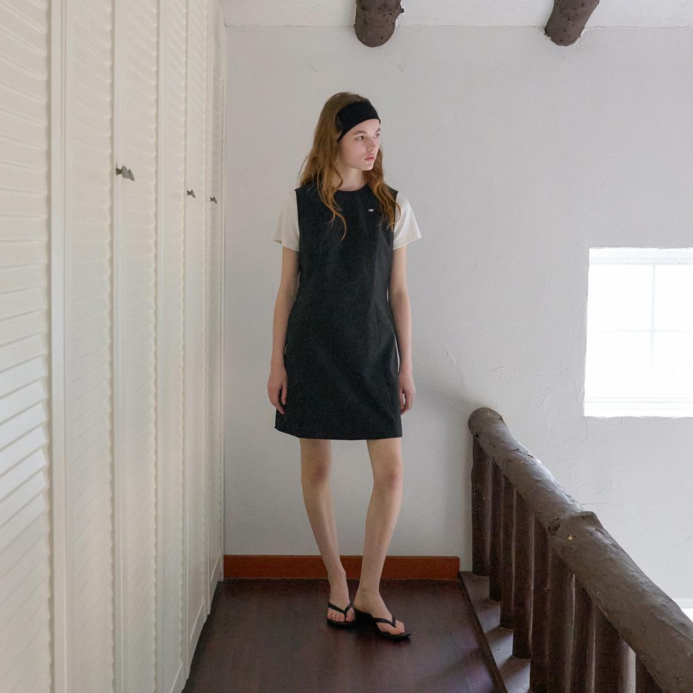 Elssibeui Crease Sleeveless Mini Dress_Black