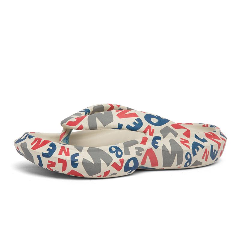 Pánské módní žabky Domácí pantofle 2024 Nový letní tisk Osobnost Korejské plážové boty Pánské ploché Ležérní Měkká podrážka Skluzavky