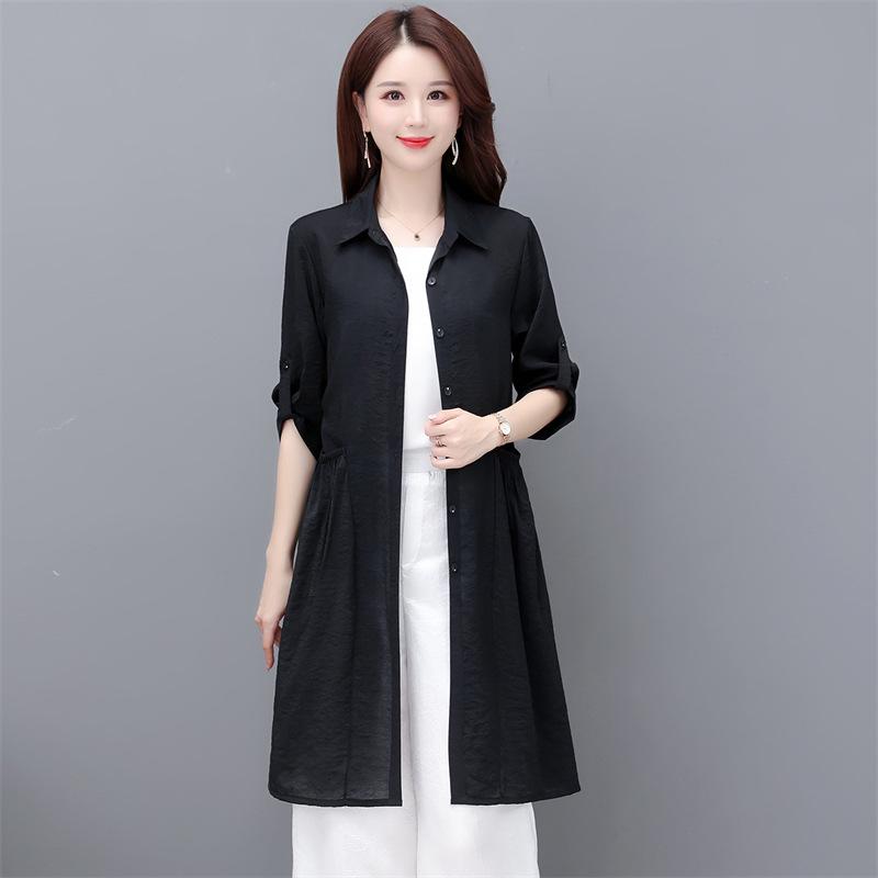 

Fashionable Summer Sunscreen Shirt for Women (Aged 40-50) – Stylish Thin Jacket, High-End Middle-Aged Trench Coat 3XL