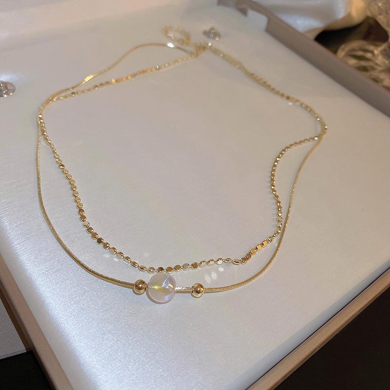 Butterfly Irregular Pearl Necklace Medieval Vintage Temperament Collarbone Chain Versatile High-end Jewelry