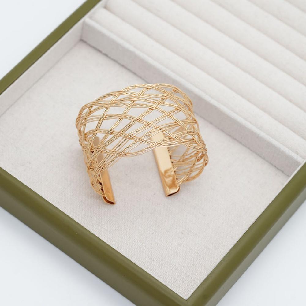 Hollow Pattern Bracelet Vintage Bohemian Bracelet Multi-Layer Metal Bracelet Artistic For Everyday Wear Jewelry Collection