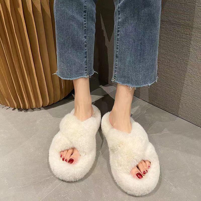 2025 Women's Trendy Plush Thick-Soled Furry Slippers for Autumn/Winter