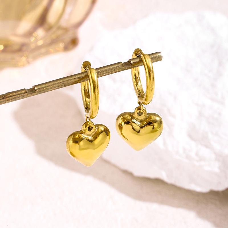 18K Gold-Plated Titanium Steel Heart Stud Earrings - French Retro Style, Non-Fading