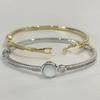 Damen Alltagsschmuck Zirkon Weiß Perlmutt Eingelegt Trendiges Quadratisches Schnallenarmband Hochwertiges Armband