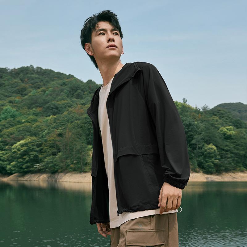 Summer New Men's Sunscreen Clothing UPF10 + Ice Silk Original Yarn Thin Jacket Light and Breathable Outdoor Sports Sunscreen Clothing