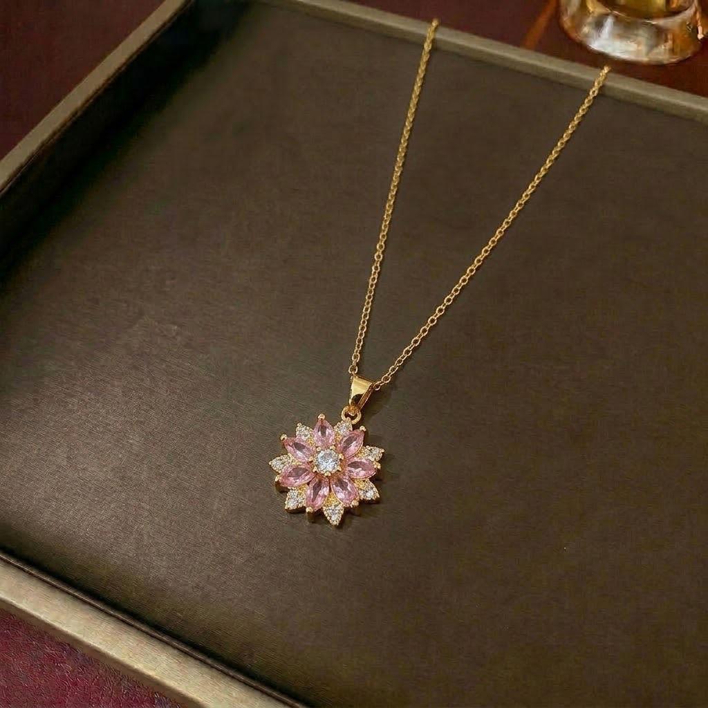 Women's Simple Style Gold Zircon Rose Flower Necklace with Diamond Accents, Titanium Steel Clavicle Chain