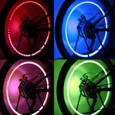 Tappo Valvola Ruota Luce LED Sensore di Vibrazione Luce Lega Leggera Universale Tappo Luce per Bicicletta per Esterno