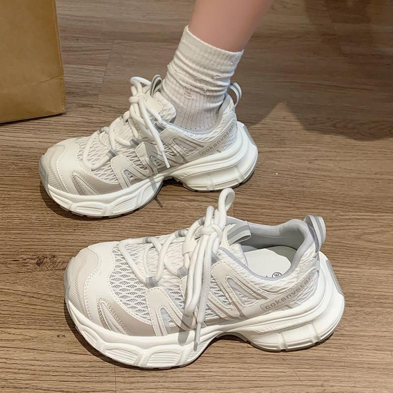 

Мягкая кожа летняя сетка дышащие толстоподошвенные кроссовки для папы женские новые универсальные увеличивающие рост повседневные спортивные кроссовки тренд 40