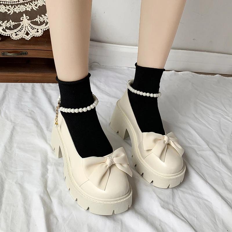 

Летне-весенние новые сексуальные модные элегантные туфли Лолиты с мелким вырезом, круглым носком, квадратным каблуком, толстой подошвой, повседневные, с бусинами и бантом, женские 40 бежевый