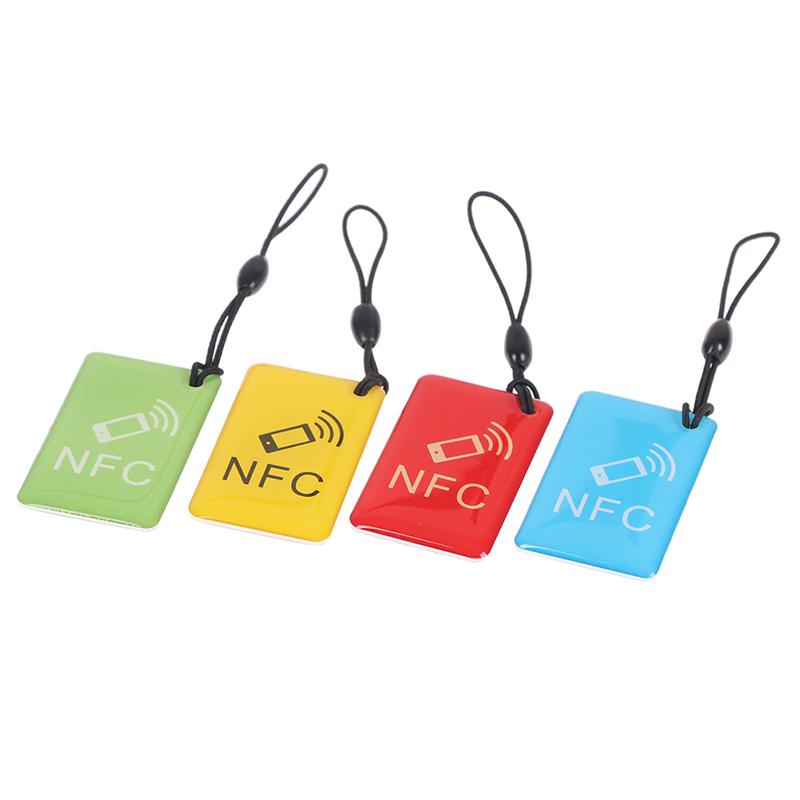 Nfc Tags Lable Ntag213 13.56Mhz Smart Card For All Nfc Enabled Phone
