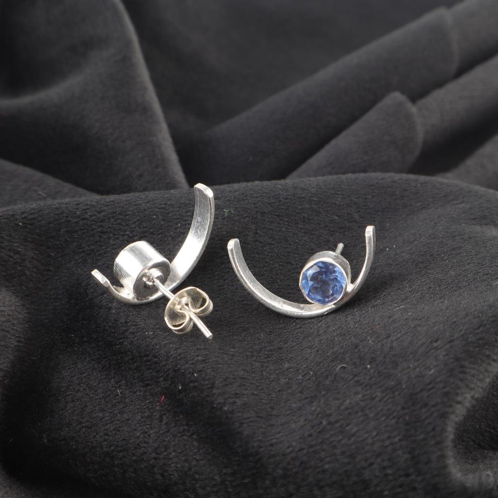 Round Third Eye Chakra Tanzanite Stone 925 Silver Ethnic Stud Post Boho Earrings EE-145-3