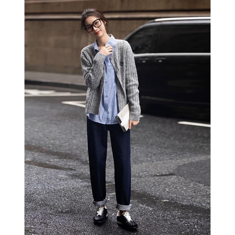 DEMANA Casual Embroidered Knit Cardigan