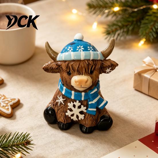 Cartoon Animal Figurine Winter Highland Cow Resin Figurine, Cattle Statue for Sculpture Desk Decor, Shape Ornament Home Office Decor