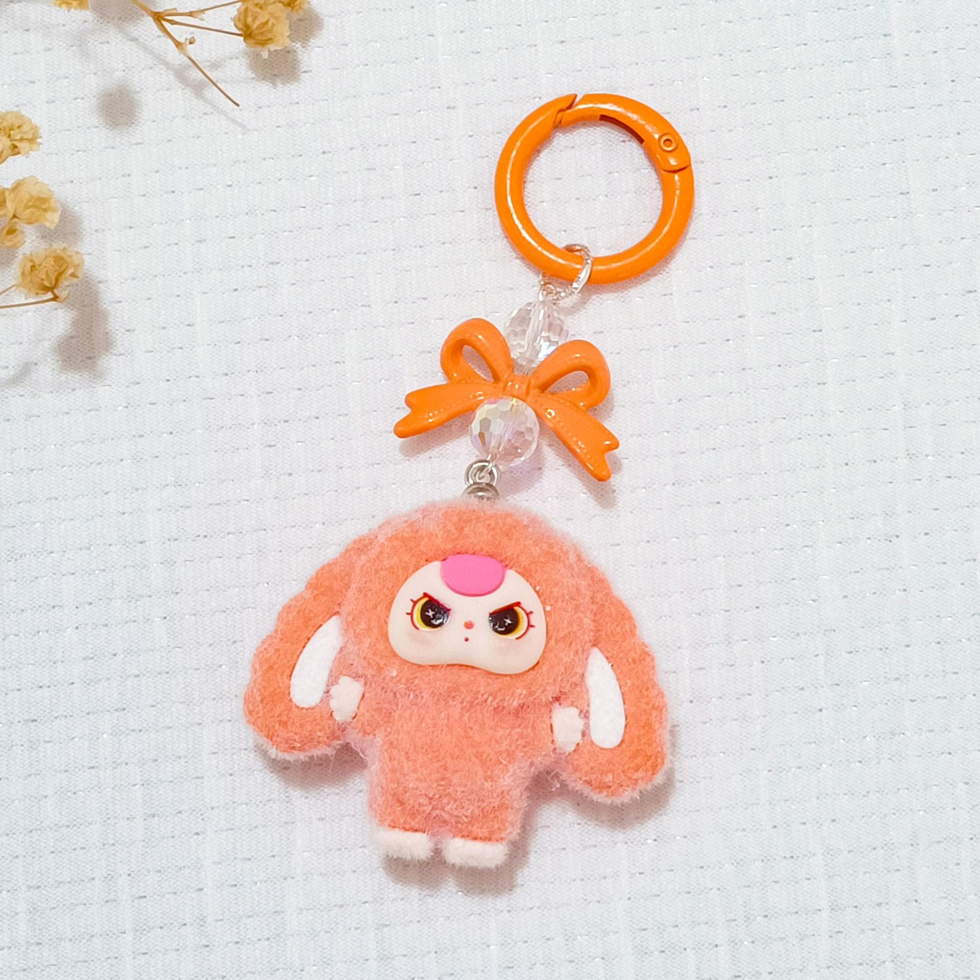 

Брелок для ключей Кукла с бантиком и флокированными большими ушами - 3D мультяшная фигурка для школьных сумок