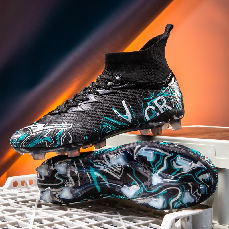 New Low Top Student Football Shoes with Long And Broken Pins for Training And Matches Professional  CR7 Youth Sports Shoes