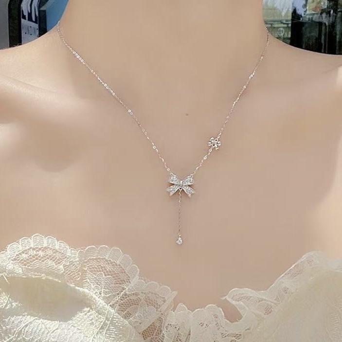 

Tassel Bow Necklace Women s Light Luxury Niche High-end Full Diamond Necklace Versatile Clavicle Chain Jewelry
