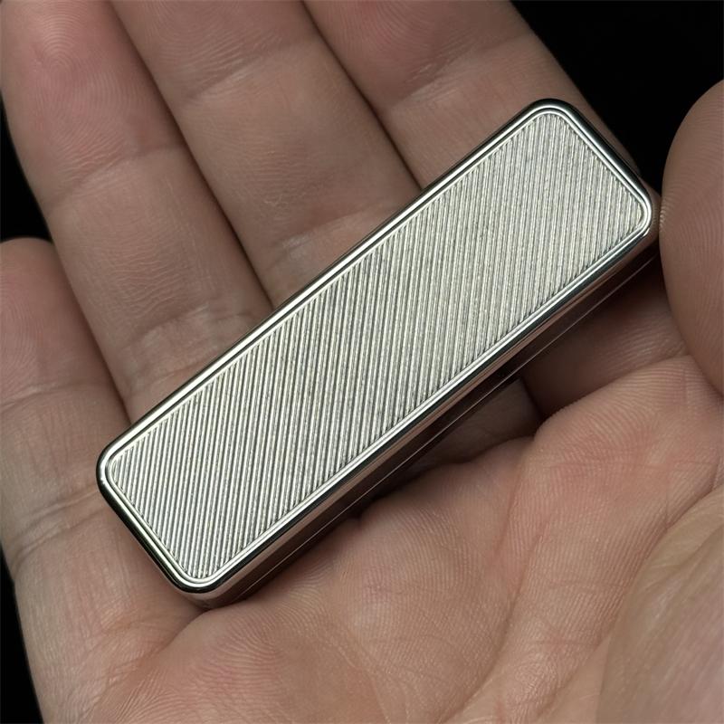 2-in-1 Gameplay Edelstahl EDC Fidget Spielzeug Minimalistisch Silber Fidget Slider ADHD Konzentrationshilfe Lustiges Spielzeug zur Müdigkeitslinderung