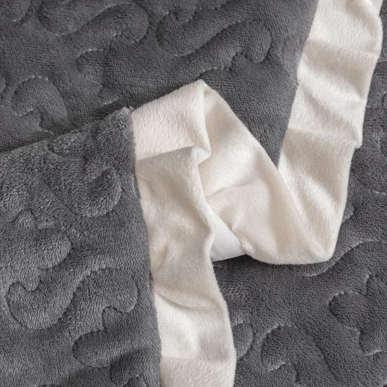 Velvet Pillowcase Autumn Winter Pillow Cover with Pleated Edge Skin-friendly Pillow