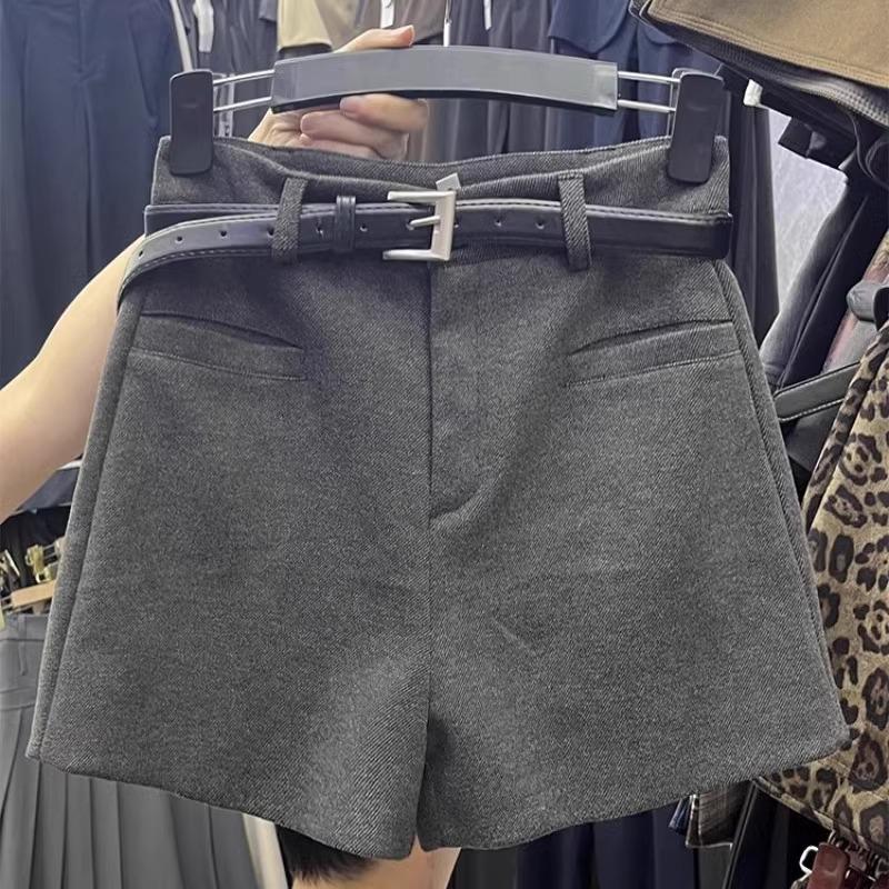 

Women s Petite High-Waist Gray Wool Shorts - Autumn/Winter 2024 A-line Wide Leg L
