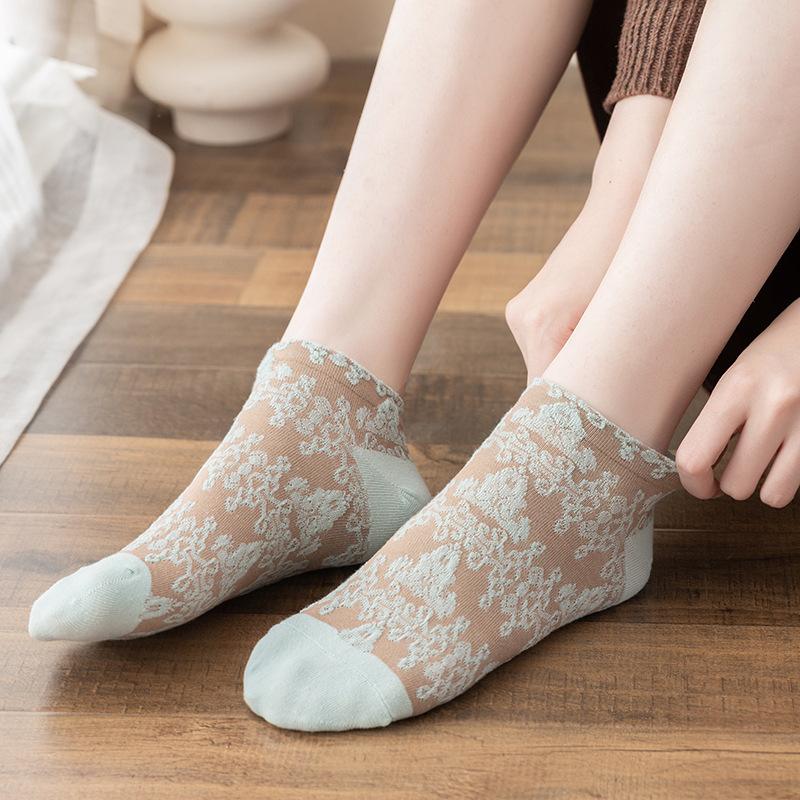 5 Pairs of Boat Socks, Women's Short Socks, Spring and Summer, Shallow, Non-falling Heel Socks, Embossed Style Short Socks