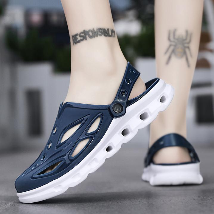 Slippers for Men In Summer Non Slip Thick Soled Wear-resistant Driving Hole Shoes Men's Sports and Leisure Beach Semi Sandals