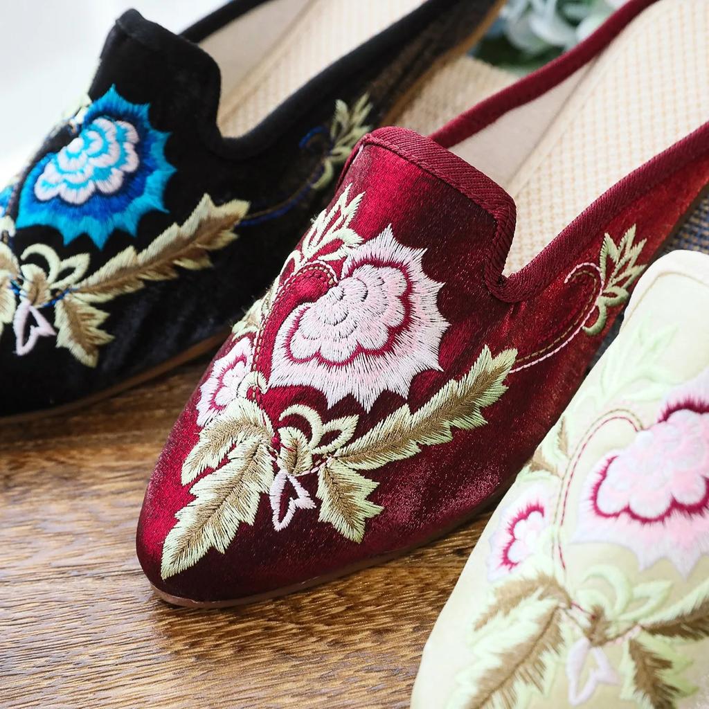 Mode 2025 Chinesischer Stil Sommer Harajuku Hausschuhe Damenschuhe für Damen Mode Lässig Vintage Stickerei Ethnischer Stil Streetwear