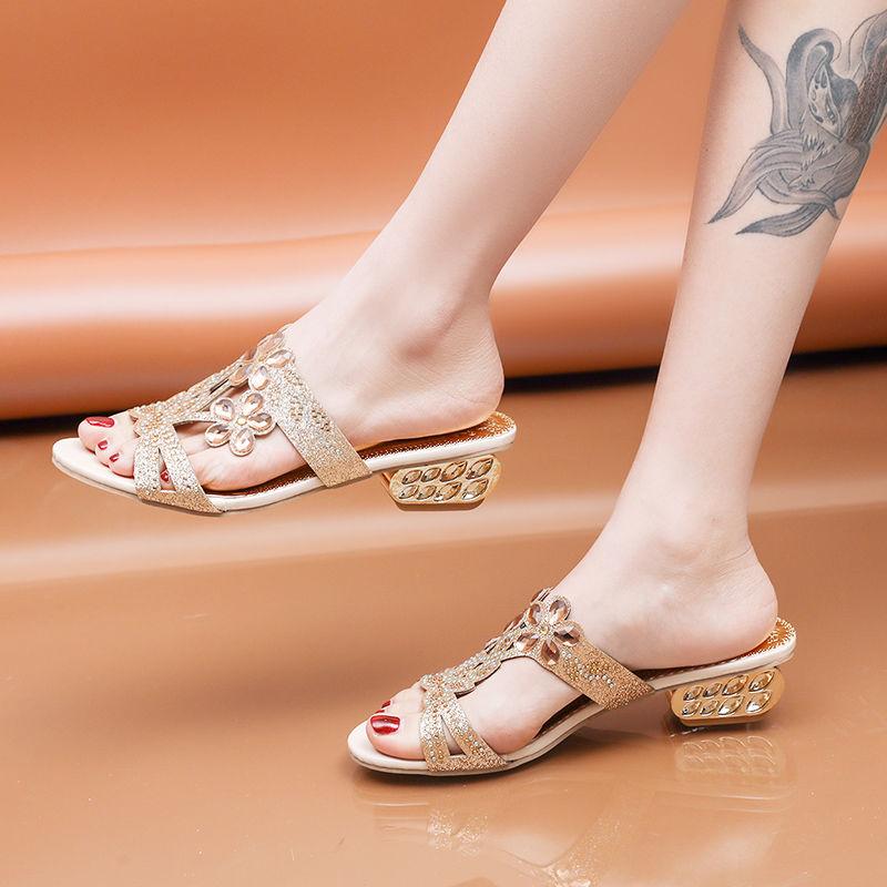 Rhinestone Low Heel Woman Slippers Outside Sandals 39 Unique Slides Chic and Elegant Shoes for Women Korea Style Shoe Wholesale
