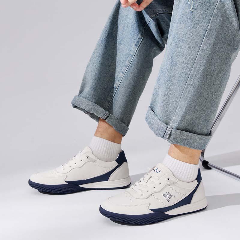 Aokang Men s Lightweight German Trainer Shoes EU 38