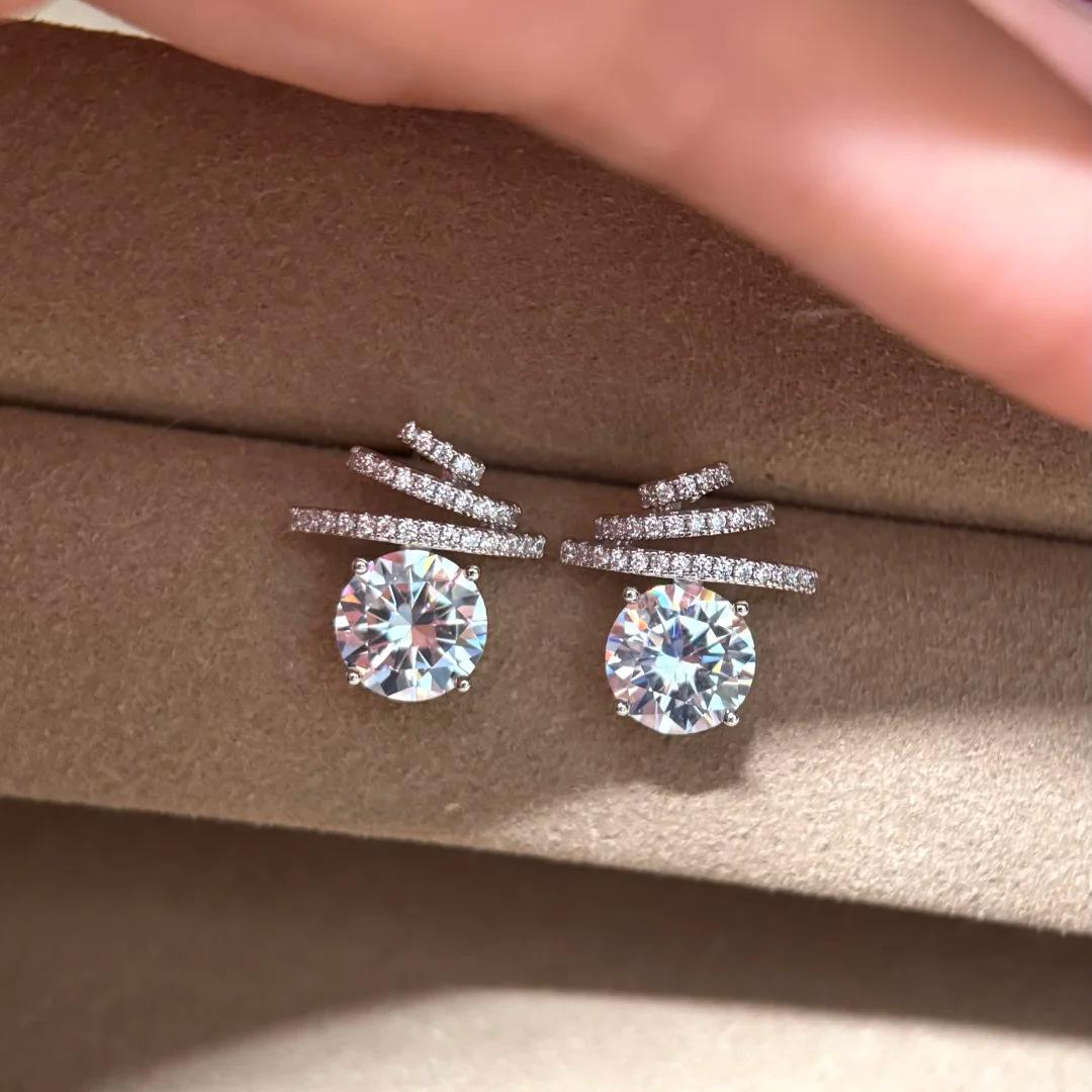 

Eight Hearts and Eight Arrows, Super Flash Zircon Stud Earrings, Slightly Inlaid with Diamond Clover Earrings for Women
