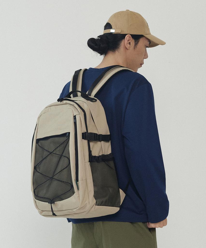 Analog Mood Withstring Daylight Backpack (Beige)