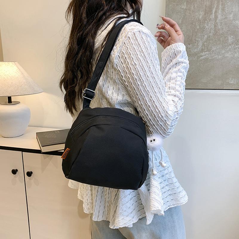 Nylon small satchel stylish simple solid color shell shoulder bag women's mobile phone bag casual versatile oblique span