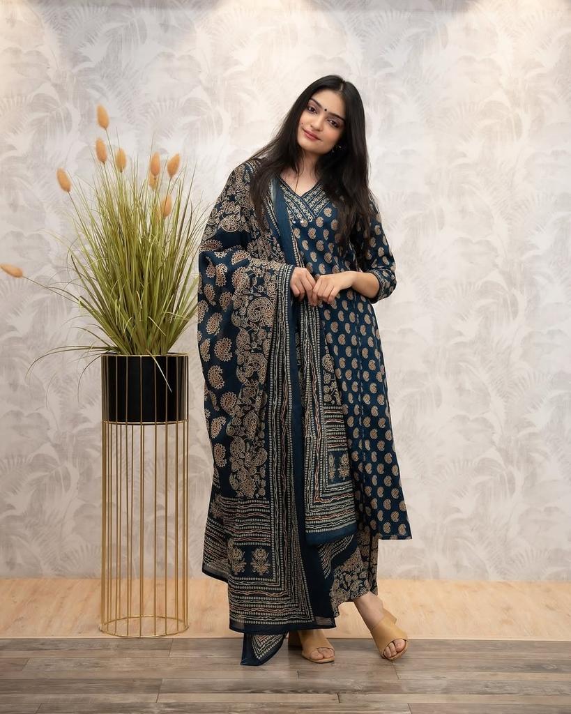 Indian Bollywood Salwar Kameez Kurti Pant Dupatta Set Women Party Wear Top Tunic Dress