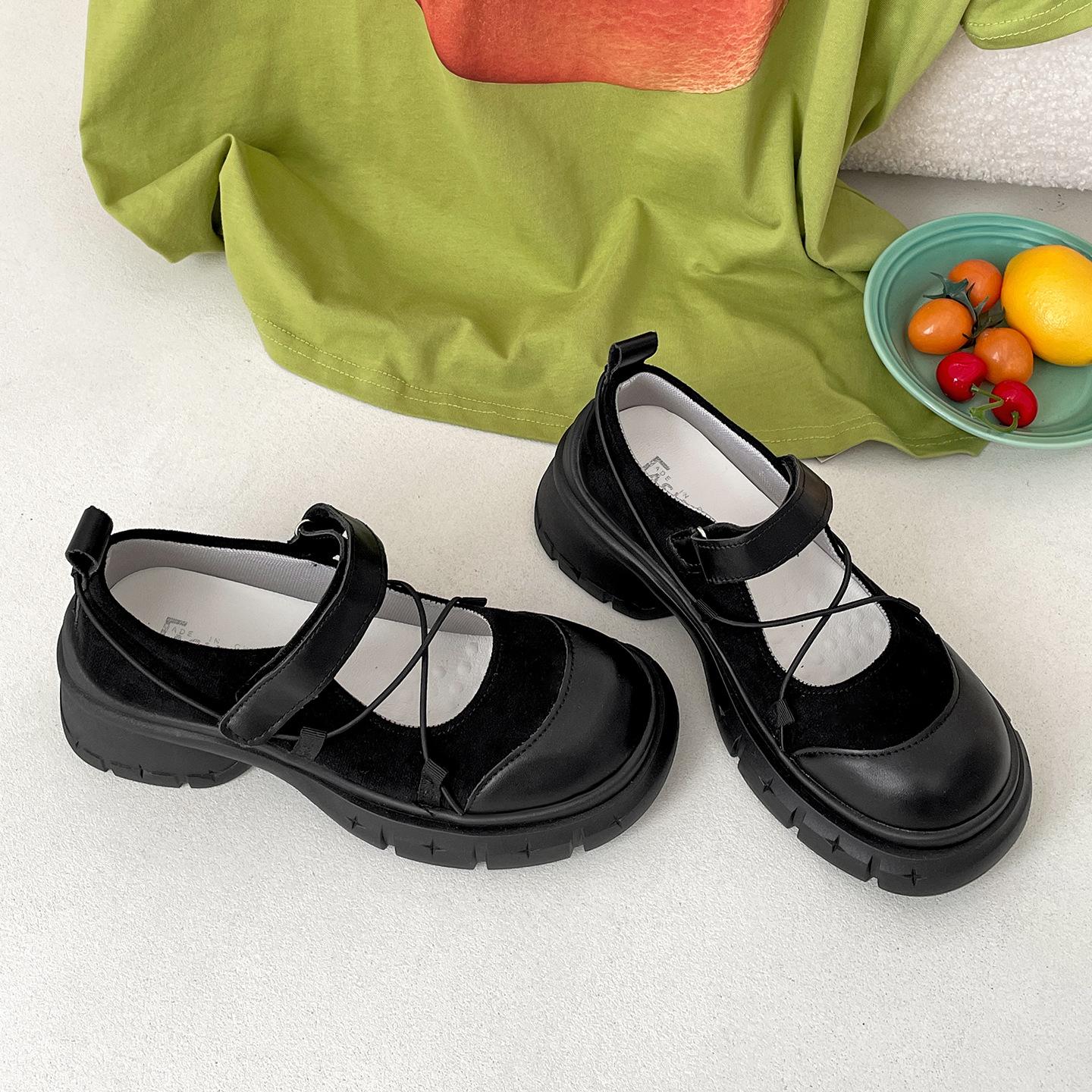 

White retro French platform shallow mouth single shoes women s summer 2025 new with skirt versatile height increase Mary Jane shoes 35