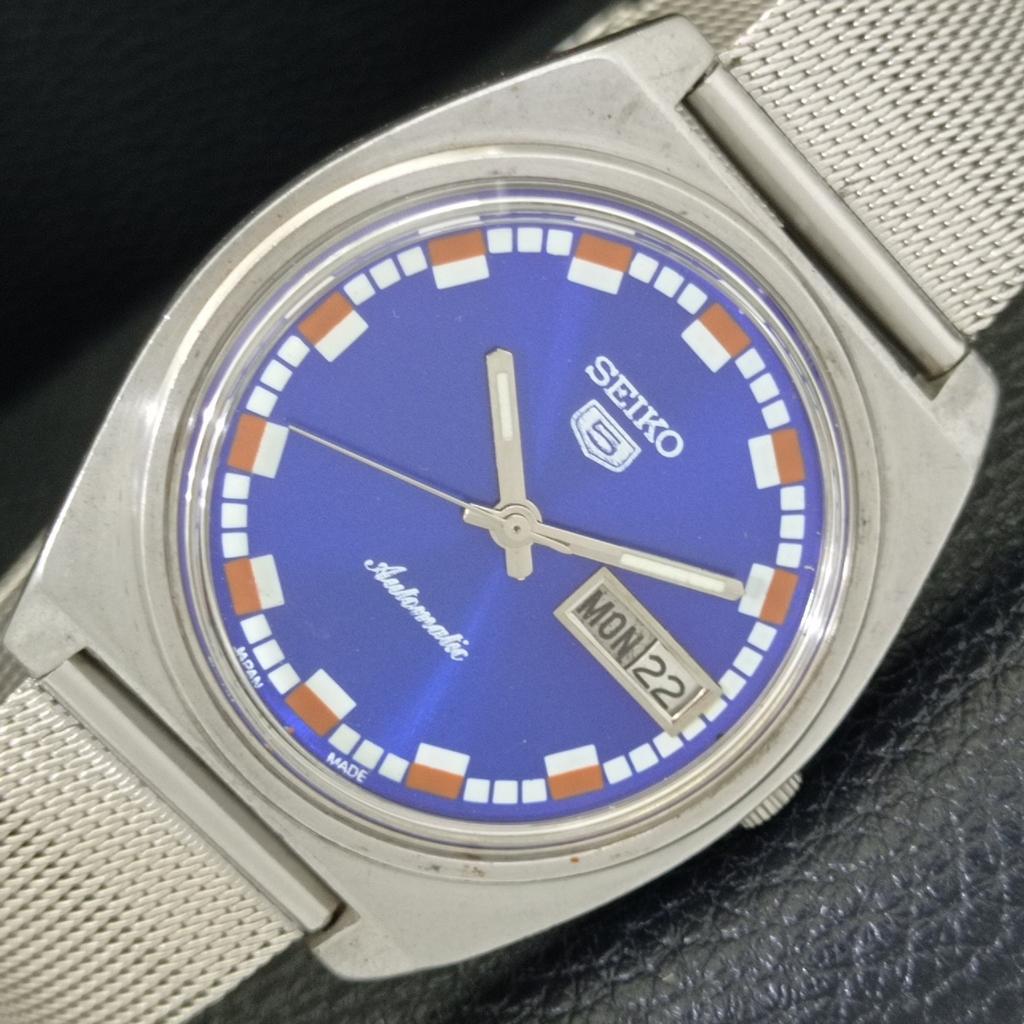 VINTAGE SEIKO 5 AUTOMATIC 7006A JAPAN MENS BLUE COLOR DIAL WATCH a701636-5 R206c-a701636