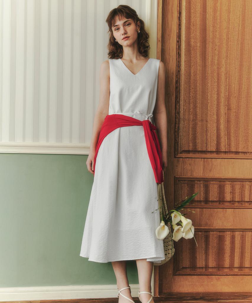 ZEROSTREET Sleeveless V-Neck Dress / Ivory