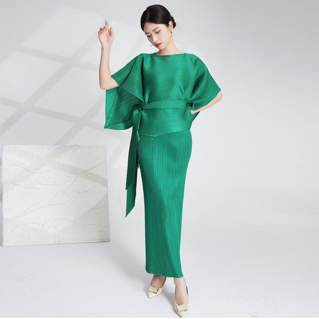 Set elegant de damă din două piese, rochie plisată cu bretele și pulover