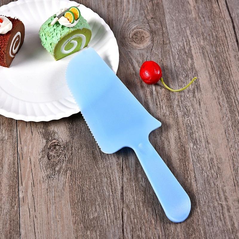 10Pcs Disposable Plastic Birthday Cake Knife Food Grade Safe Kitchen Tools