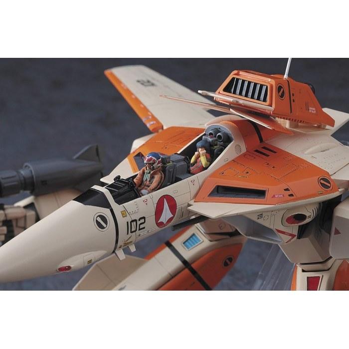 Hasegawa 1/72 VF-1D Gerwalk Valkyrie (Color-molded) 34.9x20.8x9.4cm