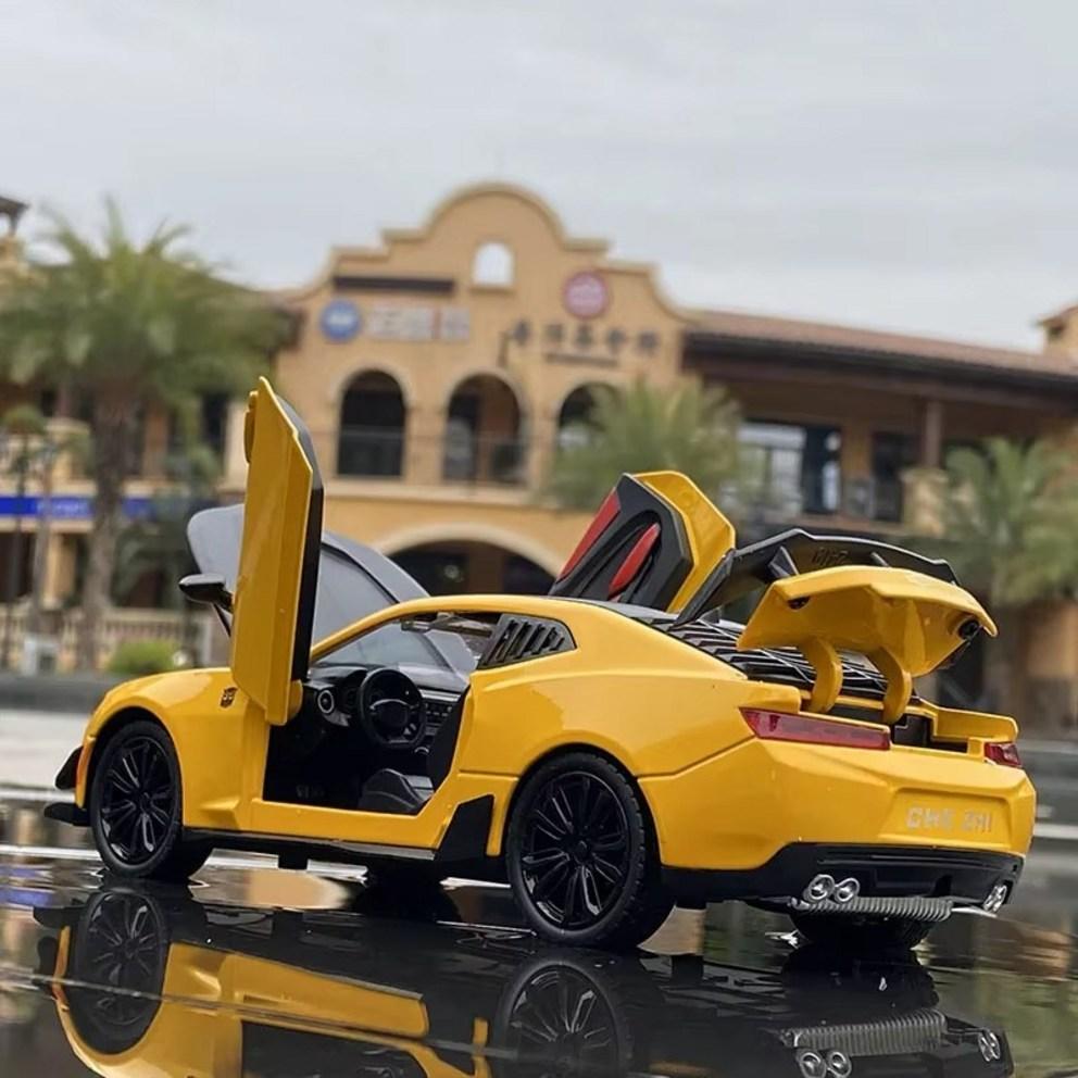 Prémiový 1:Model Chevrolet Camaro v měřítku 24