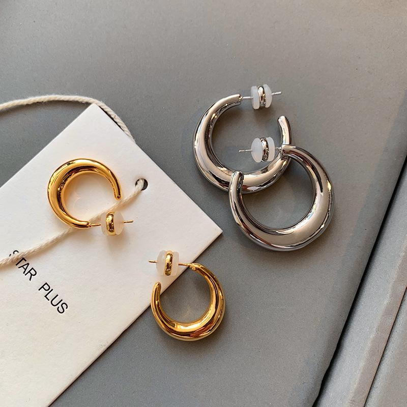 Gold-Electroplated C-Shaped Earrings for Women - Elegant Luxury, Simple and Large Circle Design