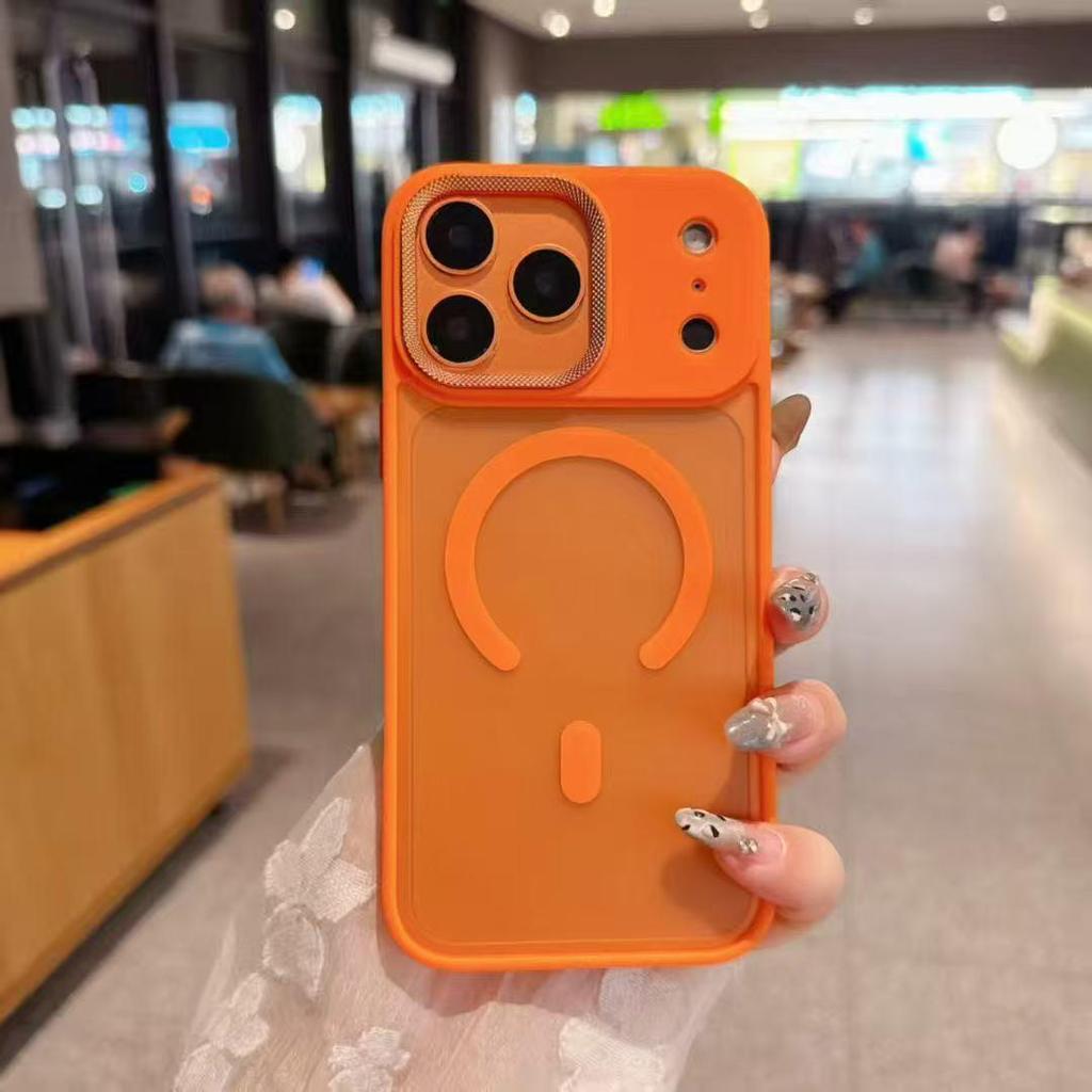 Magnetický kryt Gold Shield šetrný k pokožce pro iPhone 15 & 14 s diamantovým vzorem