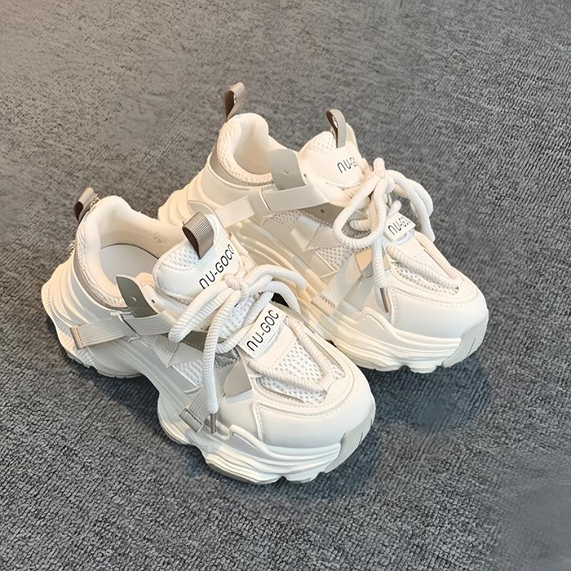 

Foreign trade Korean version of women s sports shoes 2025 summer new super fire versatile small thick sole heightening fried street dad shoes 35