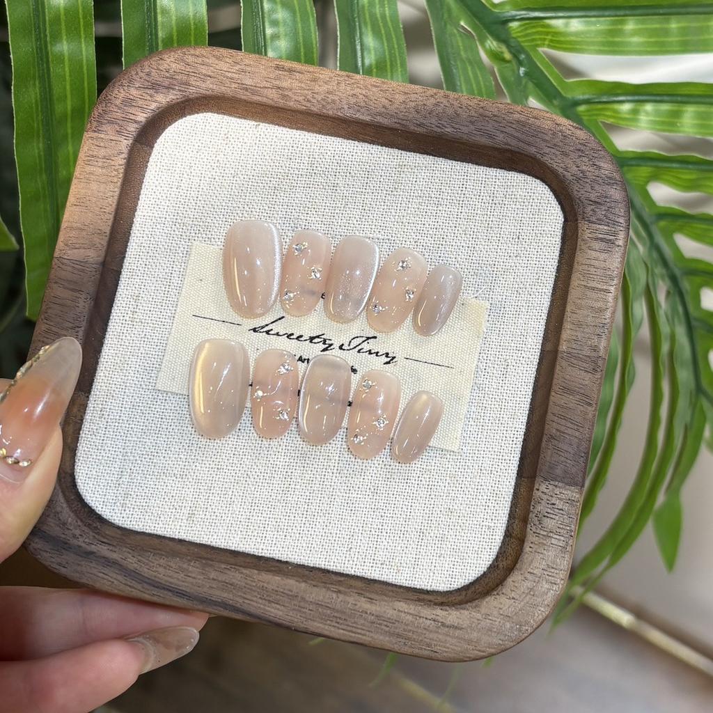 Nude Color Gradual Change Cat's Eye Pure Hand-worn Nail Light Luxury White Advanced Short Nail Patch Fake Nail