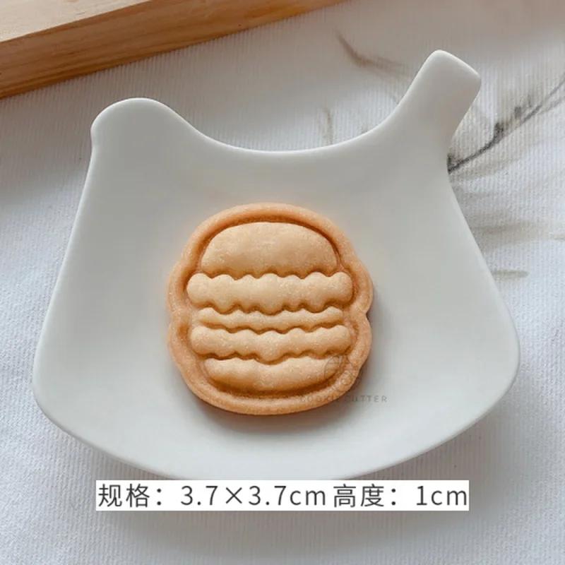 Valentine's Day Cookie Cutters Mini Cartoon Biscuit Mold Rose Flower Heart-shaped Cookie Stamps Household Pressable Baking Mold