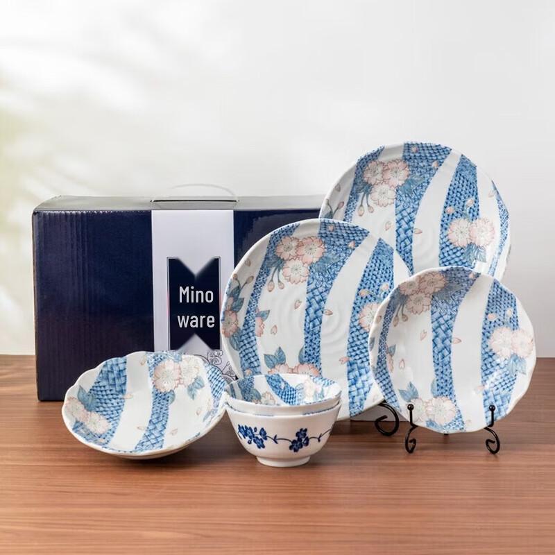 Mino Yaki Auspicious Cherry Blossom Dinnerware Set
