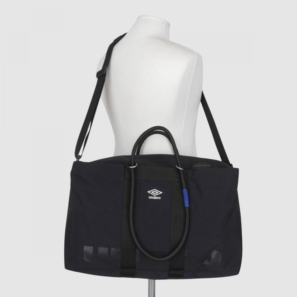Umbro Unisex 2way Utility Shoulder Bag Uq223cbg59 blacks/FREE