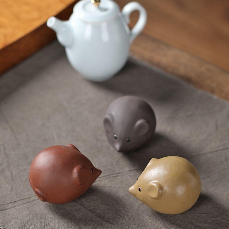 Zisha Teapot Pet Rat Zodiac Wealth Attract Figurine Feng Shui Lucky Charm for Tea Ceremony Desk Decor Meditation Gift