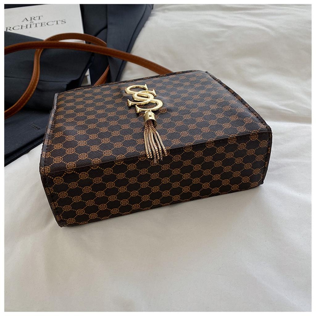 Letter Tassel Trend Fashion Retro Print Fashionable One Shoulder Handbag Small Square Women's Bag