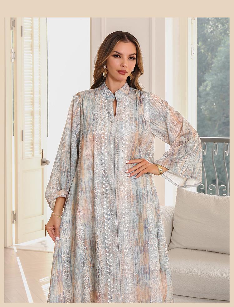 Elegantní abája s potiskem flitrů: Módní dlouhé islámské šaty pro ženy